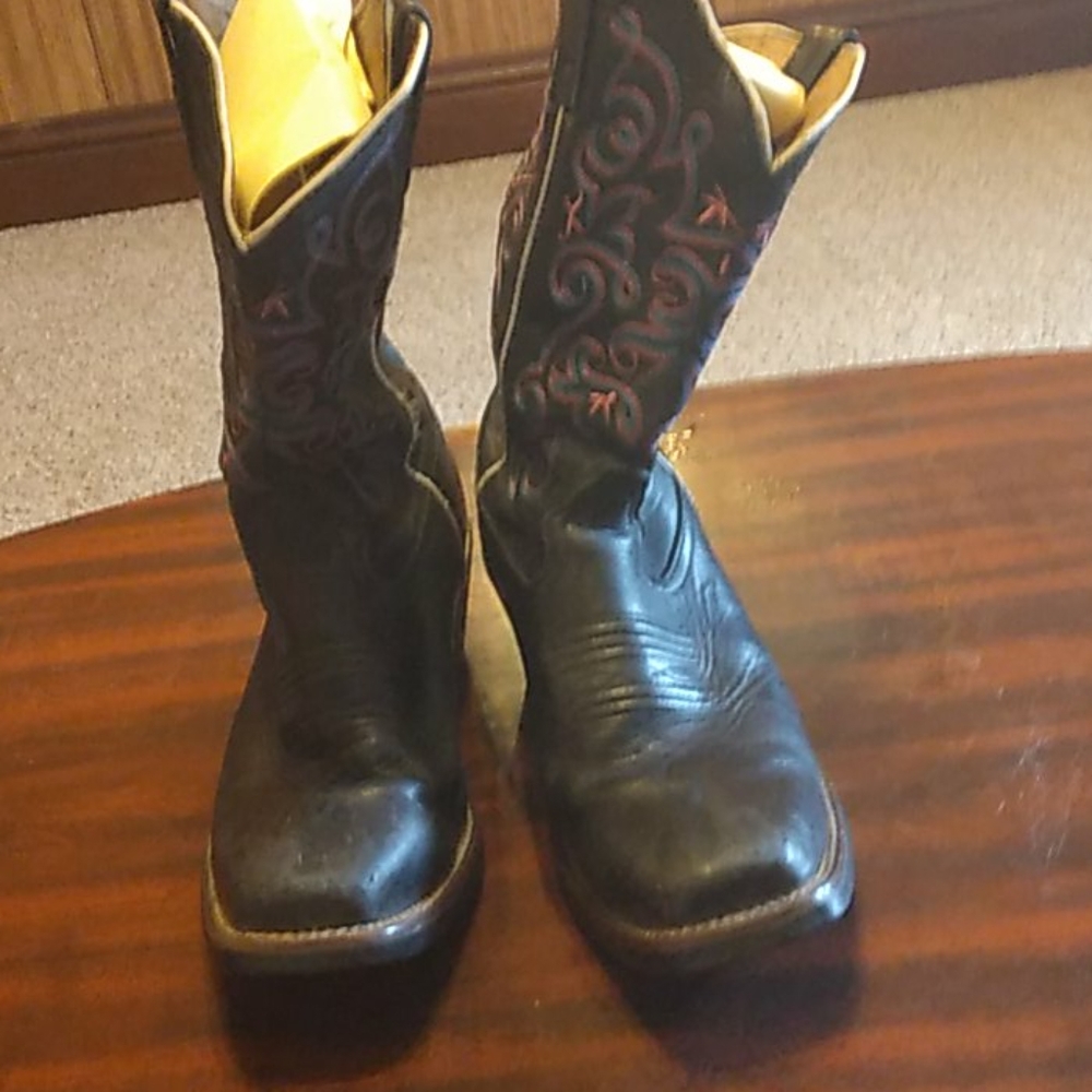 Tony lama Boots 9 cowboy women
